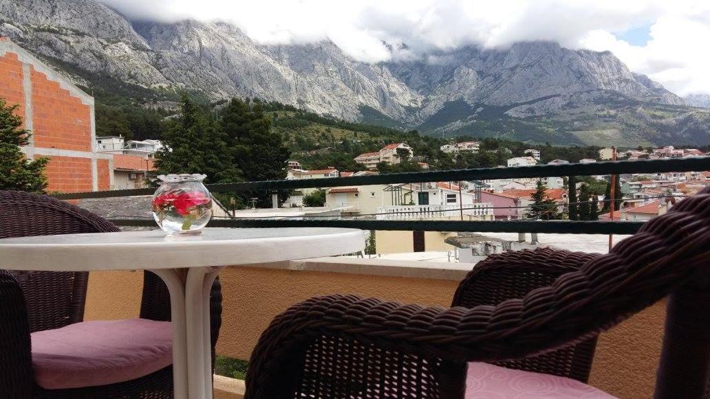 Apartmani Kontic Baska Voda Exterior photo